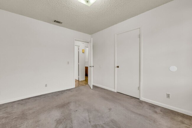 Foto del edificio - 928 E Broad St