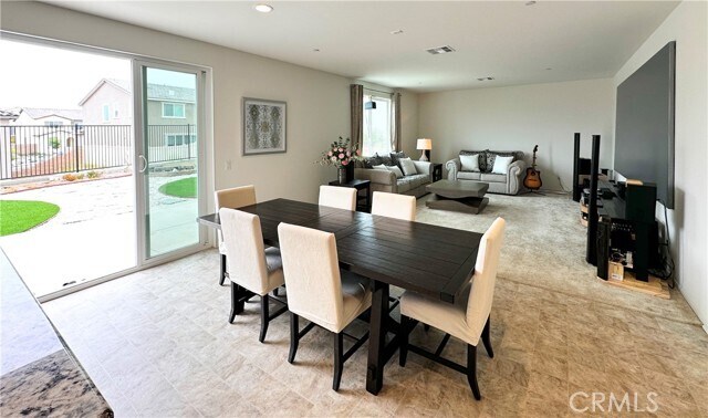 Foto del edificio - 24011 Venture Way