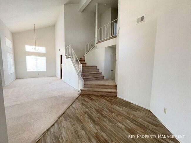 Foto del edificio - 420 Crater Ct