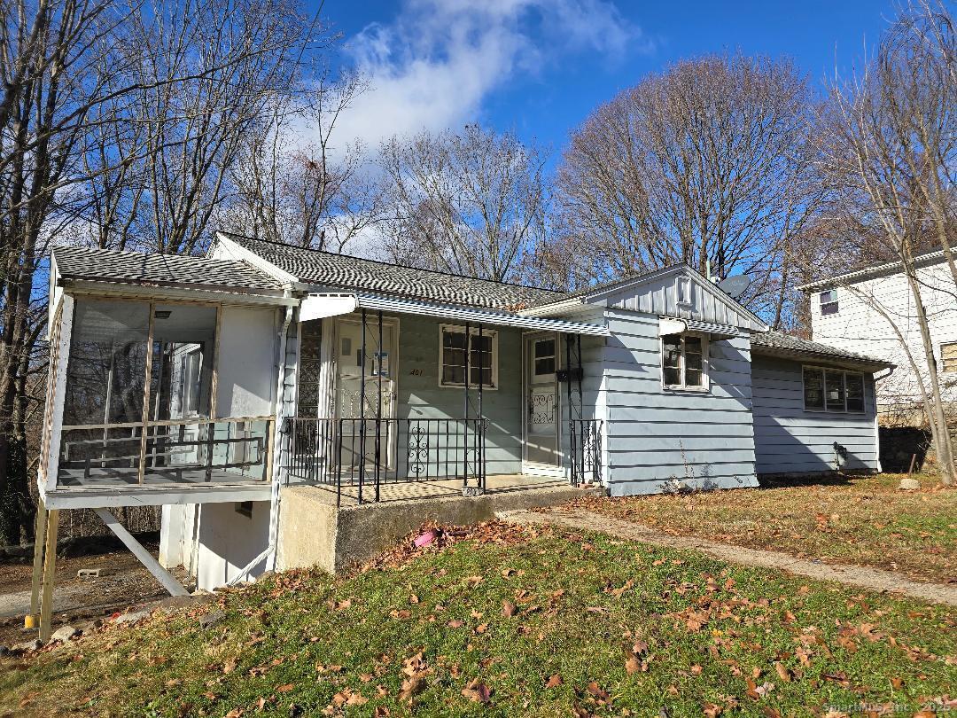 Primary Photo - 401 Farmington Ave