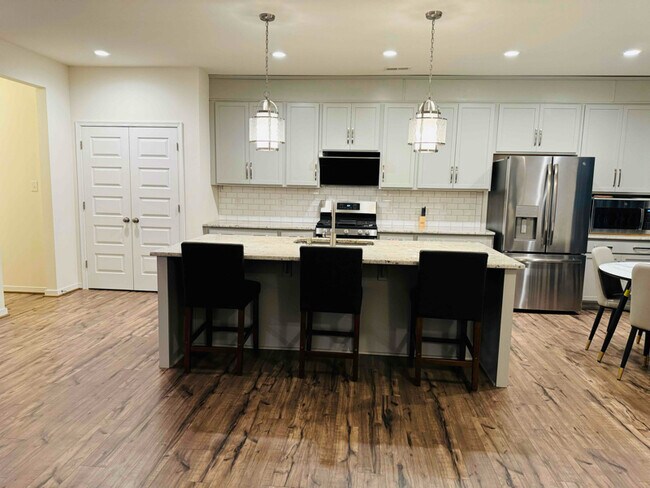 Foto del edificio - 4002 Carrie Mill Xing