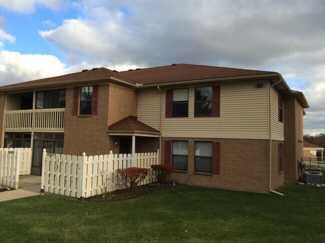 Foto del edificio - 19257 Surrey Ln