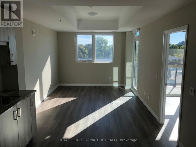 Building Photo - 108 Garment St