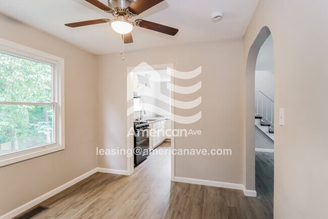 Foto del edificio - 6257 Sturdy Ave