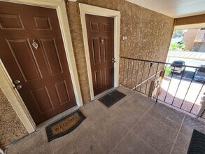Building Photo - 5020 Indian River Dr