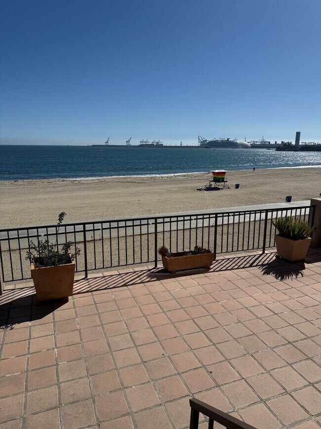 Foto del edificio - 1750 E.Ocean #303