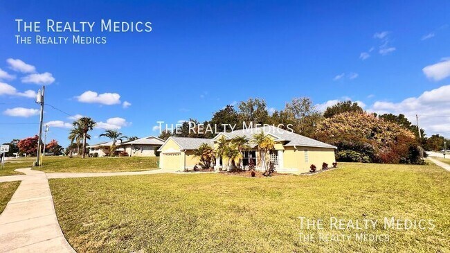 Foto del edificio - 1481 Woodfern St