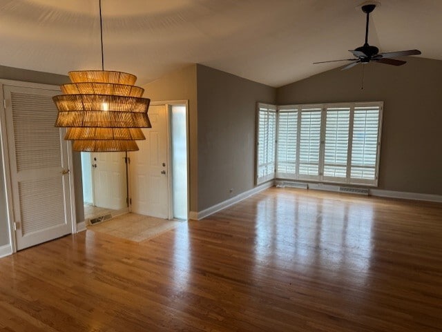 Building Photo - 1124 Holly Ct