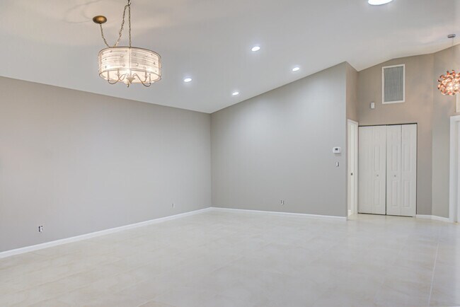 Foto del edificio - 7774 Stirling Bridge Blvd S