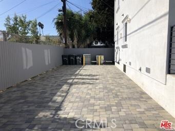 Foto del edificio - 4011 S Raymond Ave