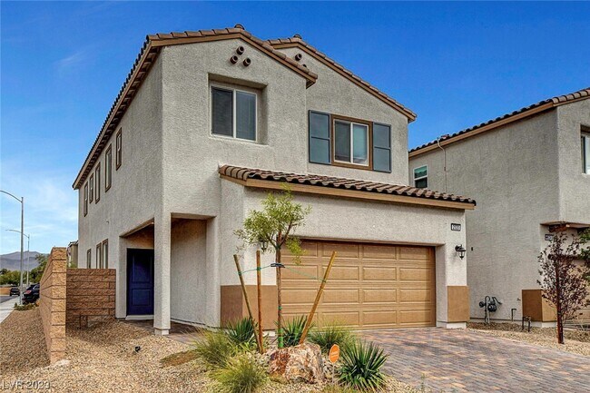 Building Photo - 2520 Wildbrook Ave