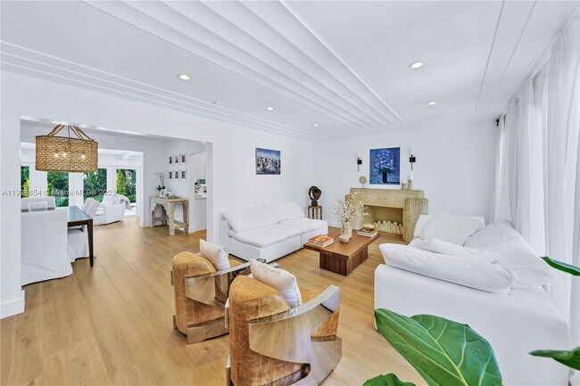 Building Photo - 4444 Nautilus Dr