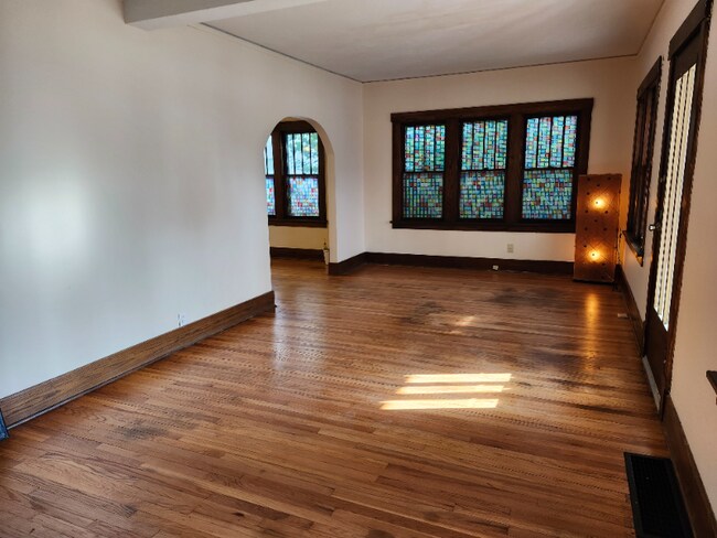 Foto del edificio - 3117 S 60th St