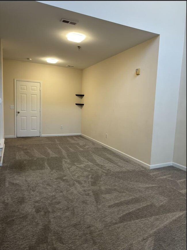 Building Photo - 205 Legato Dr