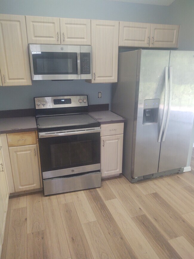 Foto del edificio - 5707 Tanagerlake Rd