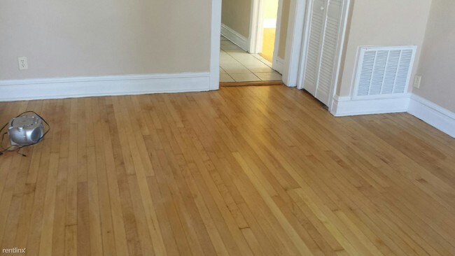 Foto del edificio - 4323 W Henderson St