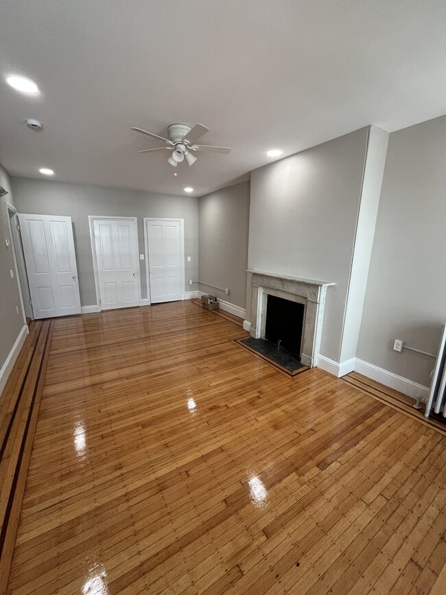 Building Photo - 1826 Spruce St