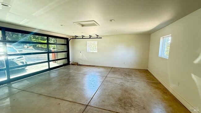 Building Photo - 221 El Toyonal