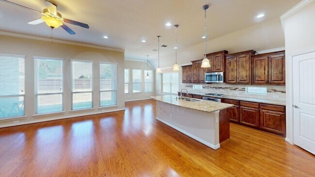 Foto del edificio - 700 Shrewsbury Pl