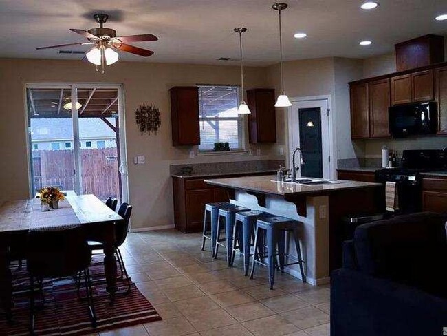 Foto del edificio - Beautiful home for rent in Fallon NV