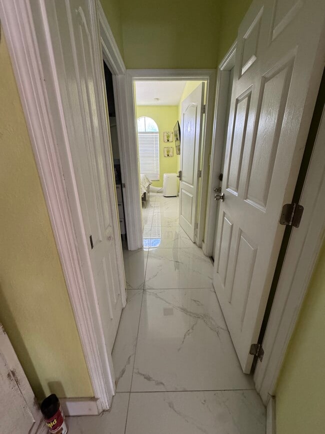 Foto del edificio - 15033 SW 8th Ter