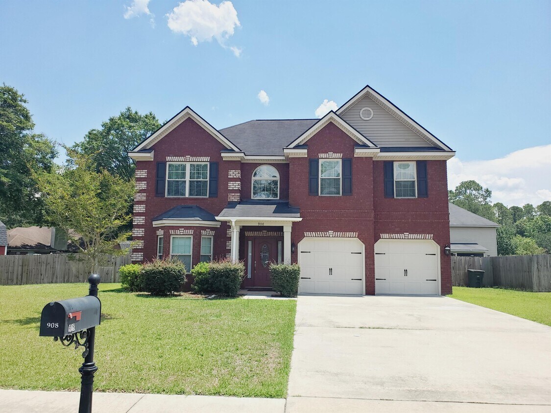Primary Photo - 908 Blane Ln