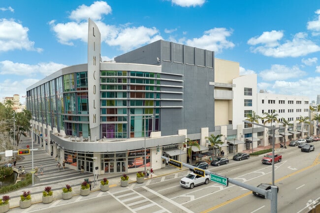 Nautilus neighborhood is only a few blocks away from the Lincoln Theater in South Beach.