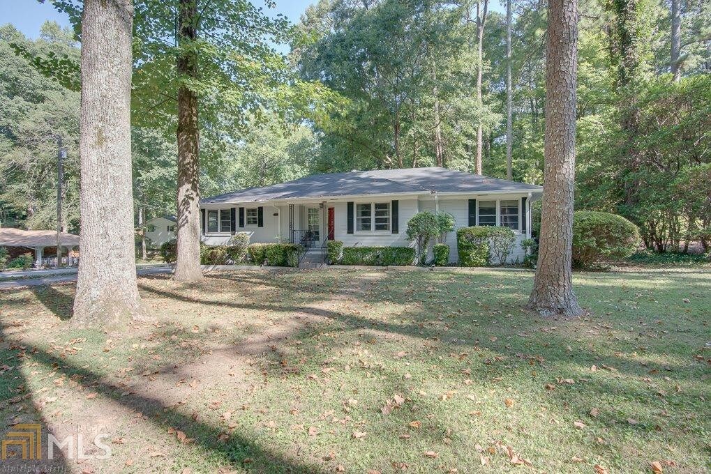 Primary Photo - 2225 Lyle Ave