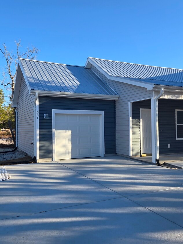 Photo - 551 Barber Rd (Southport, NC)