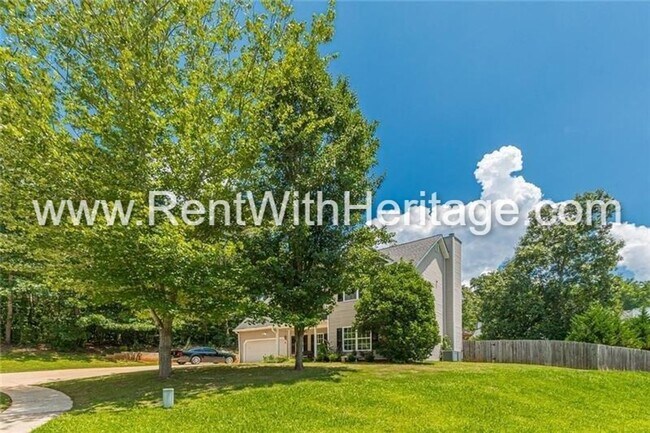 Foto del edificio - GORGEOUS 4 BEDROOM / 2.5 BATH WITH ALL THE UPGRADES IN POULAR KINGSWOOD SWIM / TENNIS COMMUNTY