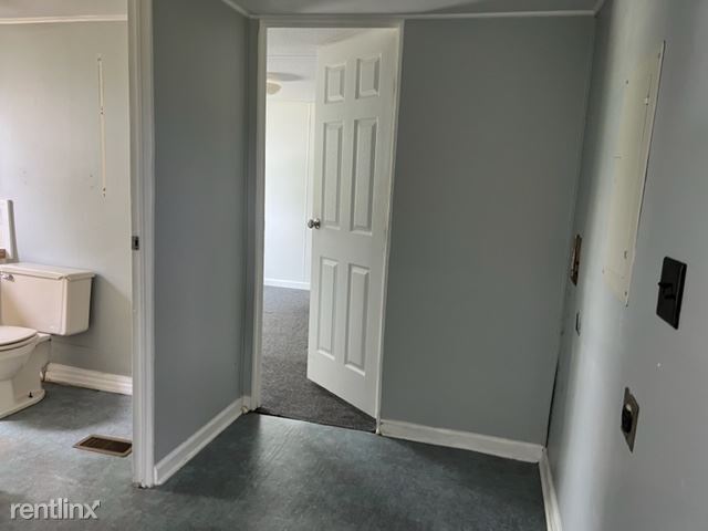 Building Photo - 2 br, 1 bath House - 1147 1st Avenue C Unit C