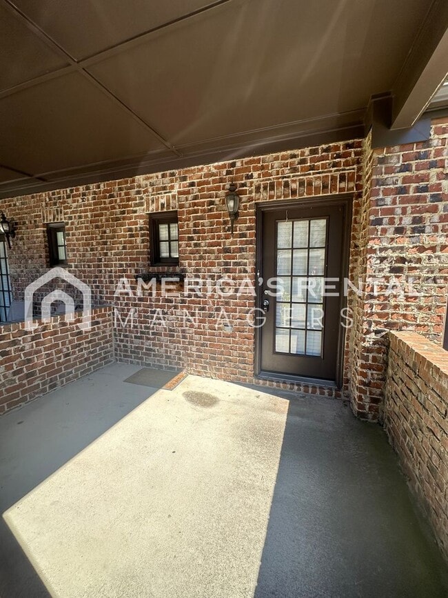 Building Photo - Beautiful Home for Rent in Birmingham, AL!!!! Available to View Now!!!
