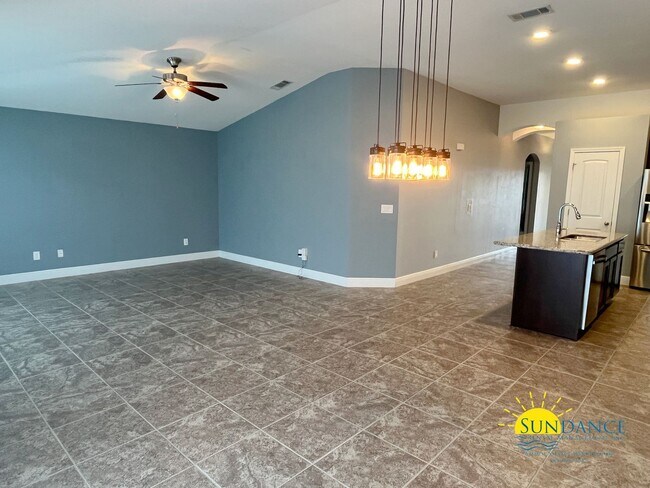 Foto del edificio - Beautiful 3-Bedroom Home in Bon View Commu...