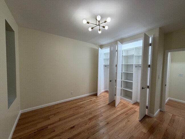 Foto del edificio - 1917 Avenue O