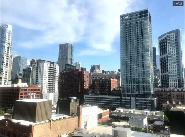 Building Photo - 400 W Ontario St