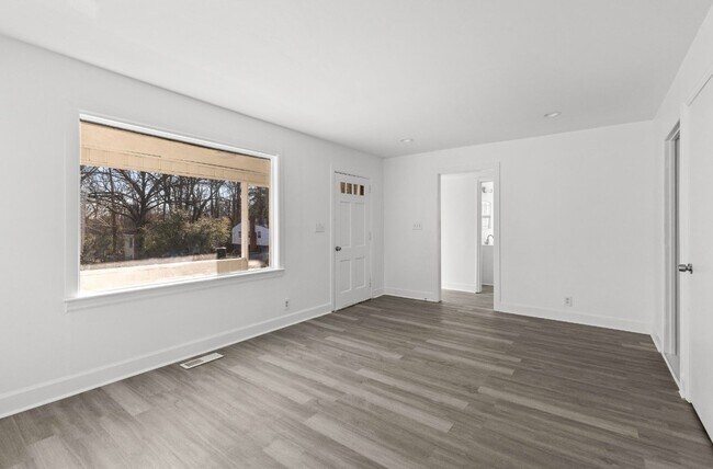 Foto del edificio - Adorable 3 bed 1 bath home