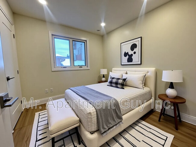 Photo du bâtiment - 2531 Cavendish Dr