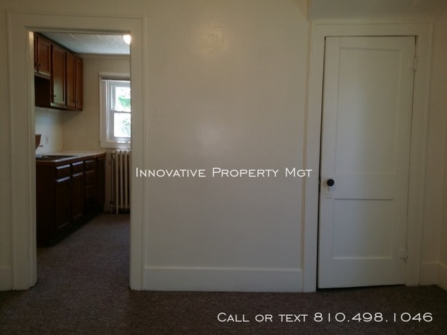 Building Photo - Nice fresh apartment ALL bills PAID!