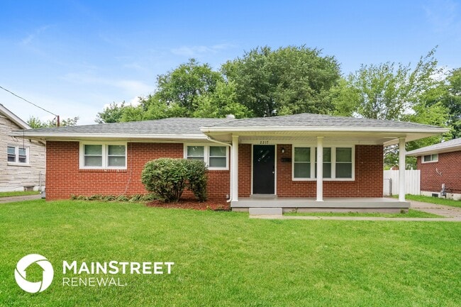 Building Photo - 2217 Thistledawn Dr