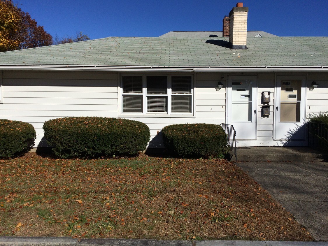 4 Lord St, Worcester, MA 01604 Apartments in Worcester, MA