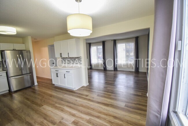 Foto del edificio - 3 Bedroom 1.5 Bath Home Near Easter Lake