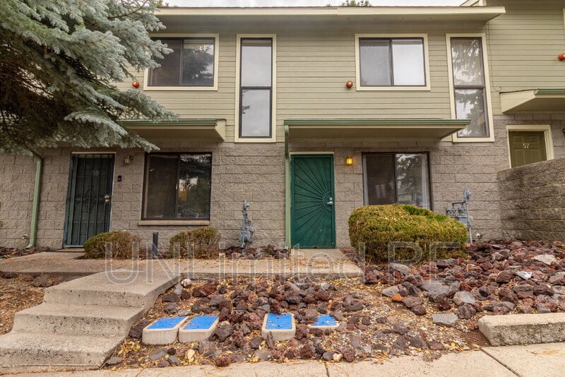 Foto principal - 6315 St Nicholas Cir