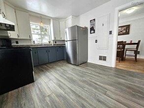 Building Photo - 409 Pictou Rd