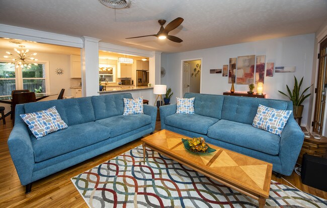 Building Photo - 6204 Shore Drive