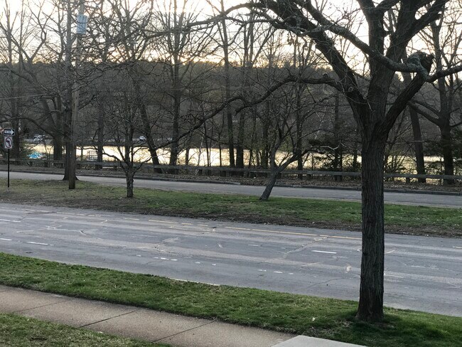 Foto del edificio - 2366 Commonwealth Ave