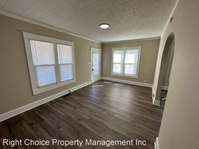 Building Photo - 4 br, 2 bath House - 1820 Dewey Ave
