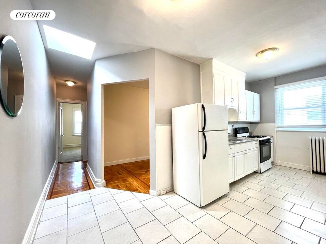 7820 15th Ave, Brooklyn, NY 11228 Room for Rent in Brooklyn, NY