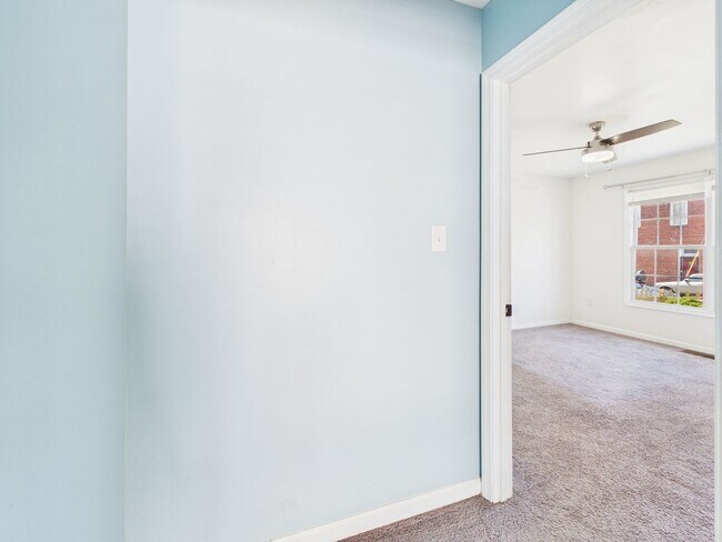 Building Photo - 3214 N St