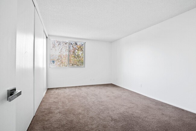 Foto del edificio - 801 2nd Street