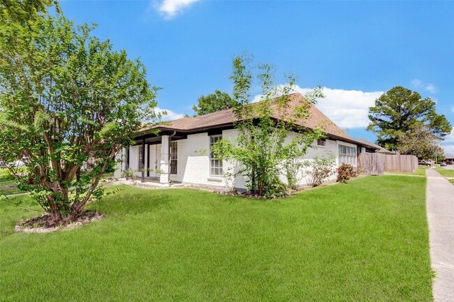 Foto del edificio - 11602 Lennington Ln